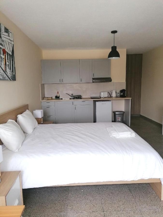 Pissouri Image Apartment Bagian luar foto